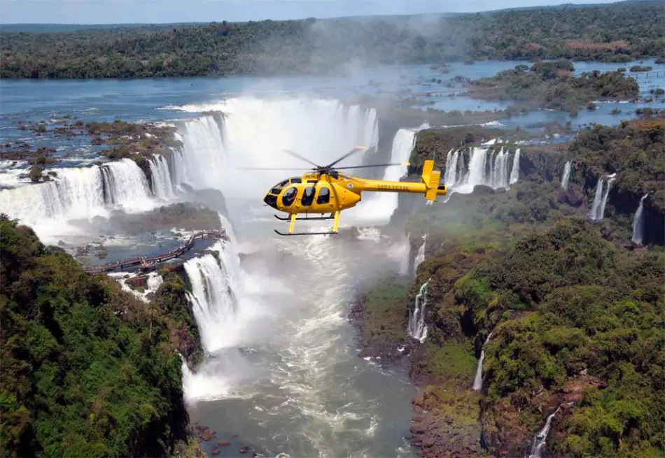 Helicopter ride over Iguazú Falls